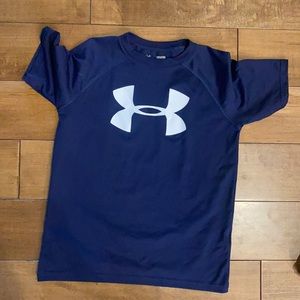 Under Armour youth small t